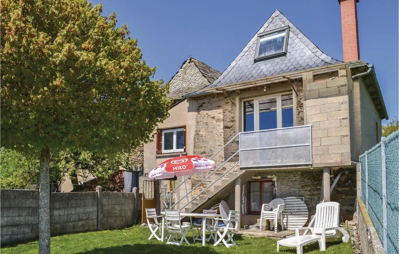 Awesome Home In Le Cayrol With Kitchenette